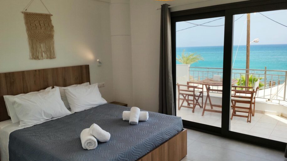 ellis aparments crete stalis