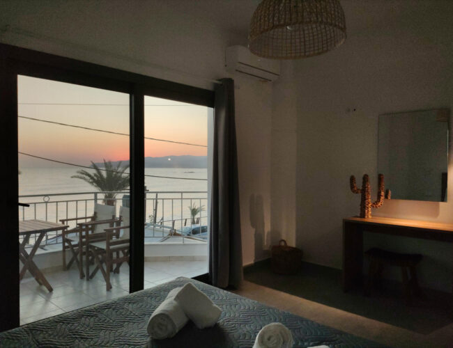 ellis aparments crete stalis