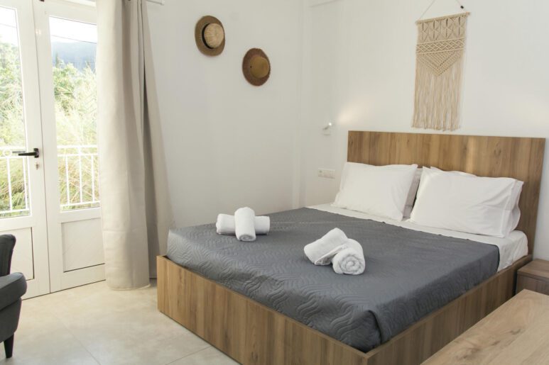 ellis aparments crete stalis